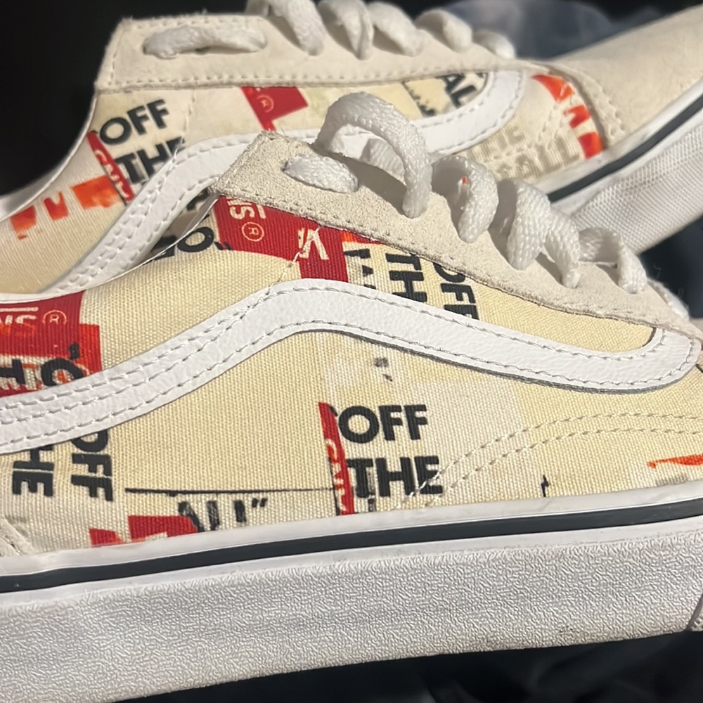 Custom women’s vans 8.5us size